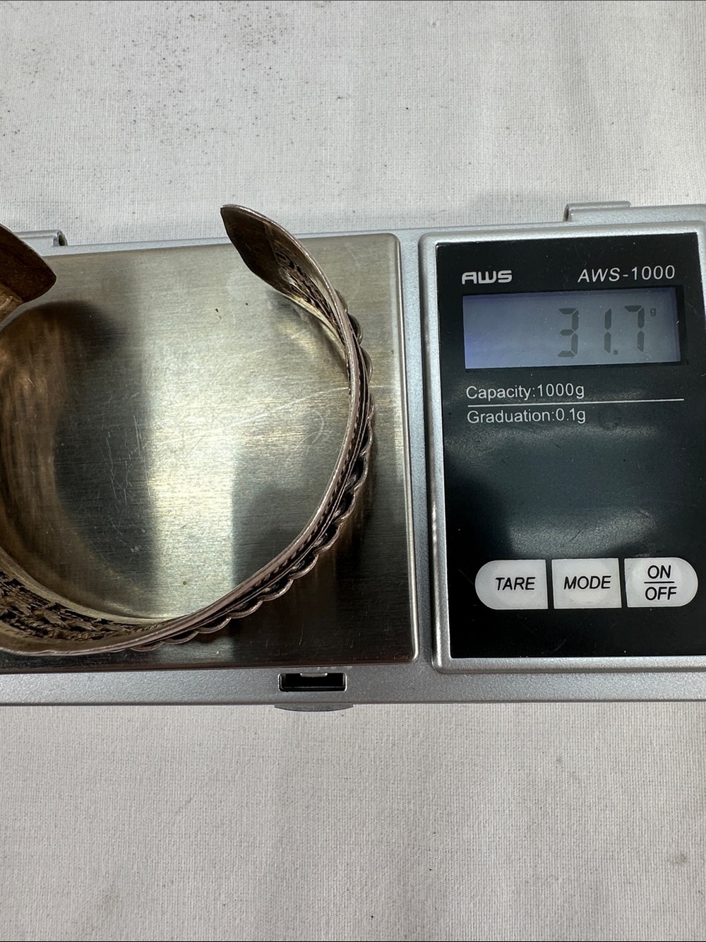 Cuff Bracelet Scroll Silver 925 or 565? Signed HIO 31.7 Grams Vtg? Sz 7 3/4" - Picture 10 of 10